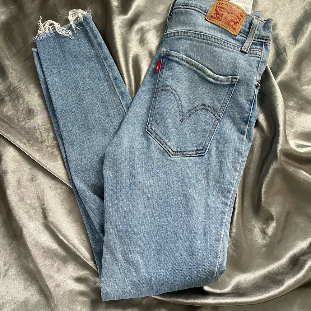 Levi's mile high skinny jeans distressed